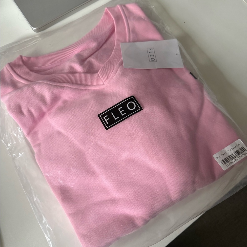 Fleo Light Pink Sweatshirt